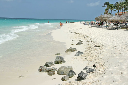 eagle-beach-aruba - Eagle Beach on Aruba.