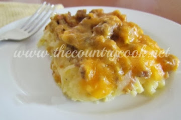 Breakfast Hash Brown Casserole (+Video)