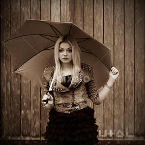 Gotta take a minute just to ease my mind   by Ana Jinx - People Portraits of Women