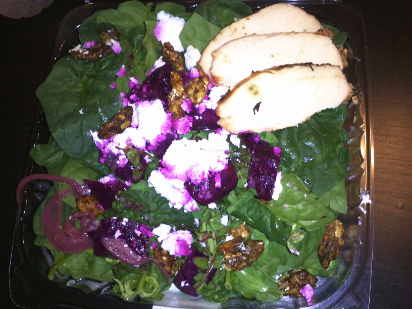 Spinach and goat cheese salad