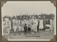 Groepsfoto op de tennisclub