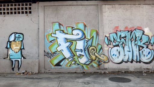 Fi Ear Biy Graffiti