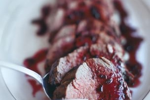 Beef Tenderloin with Shallot and Syrah Reduction