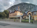 Chateau Hotel De Tarascon-sur-Ariège
