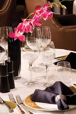 You'll appreciate the attention to detail as you dine in Seven Sea Voyager's Prime 7 Steakhouse.