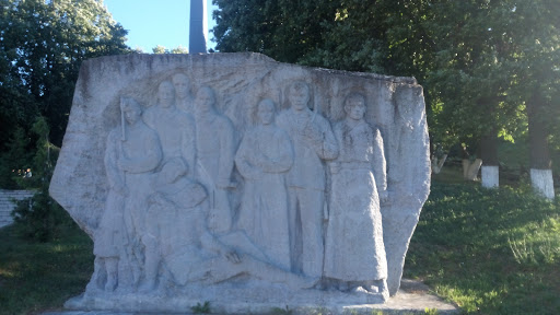 Памятник Воинам-землякам Павшим в ВОВ