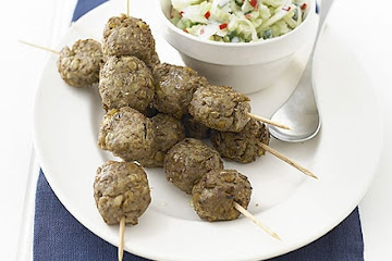 Lamb kebabs with fennel & cucumber slaw