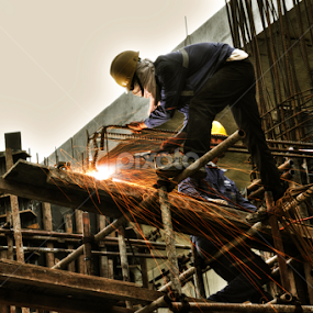 life...... by Vorn Sovichea - People Professional People