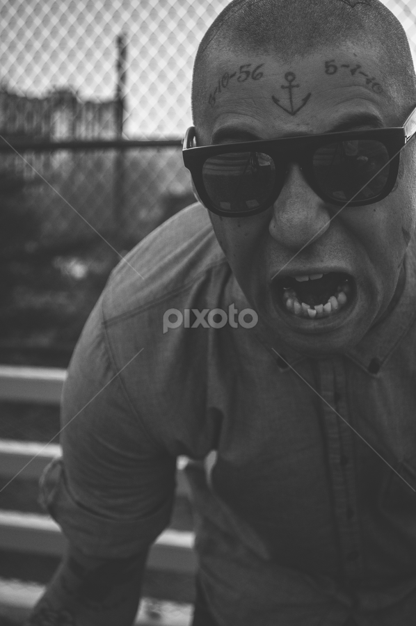 Scream at Me by Anthony Papa - People Portraits of Men