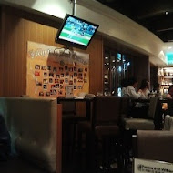 Jolly手工釀啤酒泰食餐廳(內湖店)