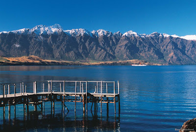 The second largest of New Zealand's southern glacial lakes, Lake Wakatipu is nearly 50 miles long and bordered on all sides by glaciated mountains. The highest peak is Mount Earnslaw at 9,249 feet. 