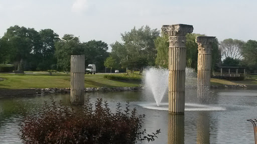 Huntington Commons Pillars And Fountain