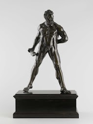 Hercules Pomarius met 3 sokkels