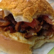 楓茶記冰火菠蘿油