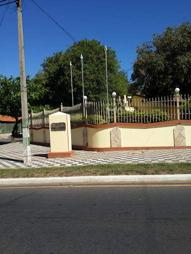 Monumento a Jose Felix Estigarribia