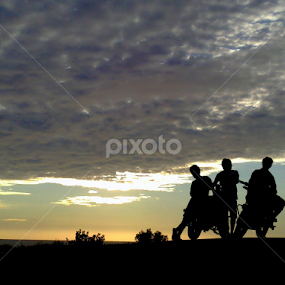 Locus. by Harshin Lalpet - People Street & Candids