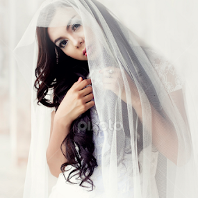 Maria Dara by Ampyunk Photofreak - People Portraits of Women