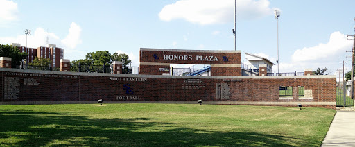 Honors Plaza 