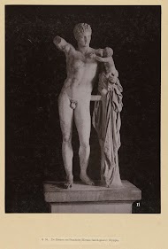 Beeld van Hermes met het kind Dionysos