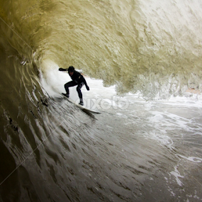 Sammy inside by Dave Nilsen - Sports & Fitness Surfing