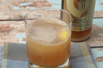 Amaretto Lemon Drink