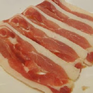 小蒙牛頂級麻辣養生鍋