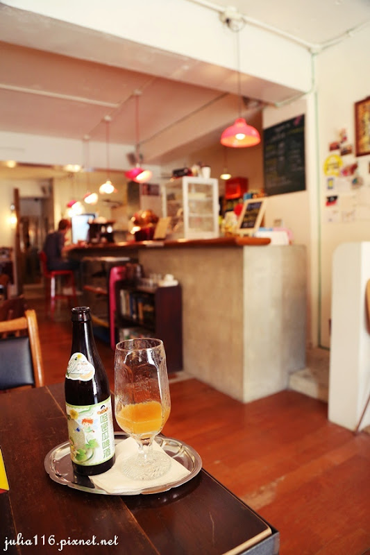 【Cafe issyoni ni】松山區。來吧！一起一起喝咖啡吧♥