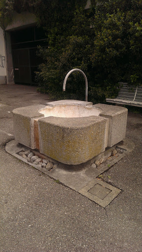 Fontaine Moderne 