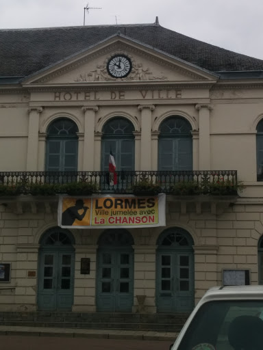 Hôtel De Ville Lormes