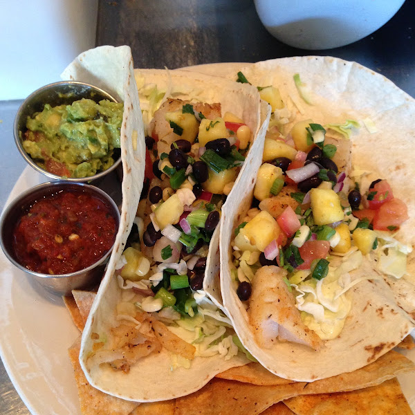 Gluten Free options for Starky's SoCal Tacos with options of fish, chicken, pulled pork or local car