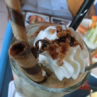 大溪湖畔景觀咖啡廳