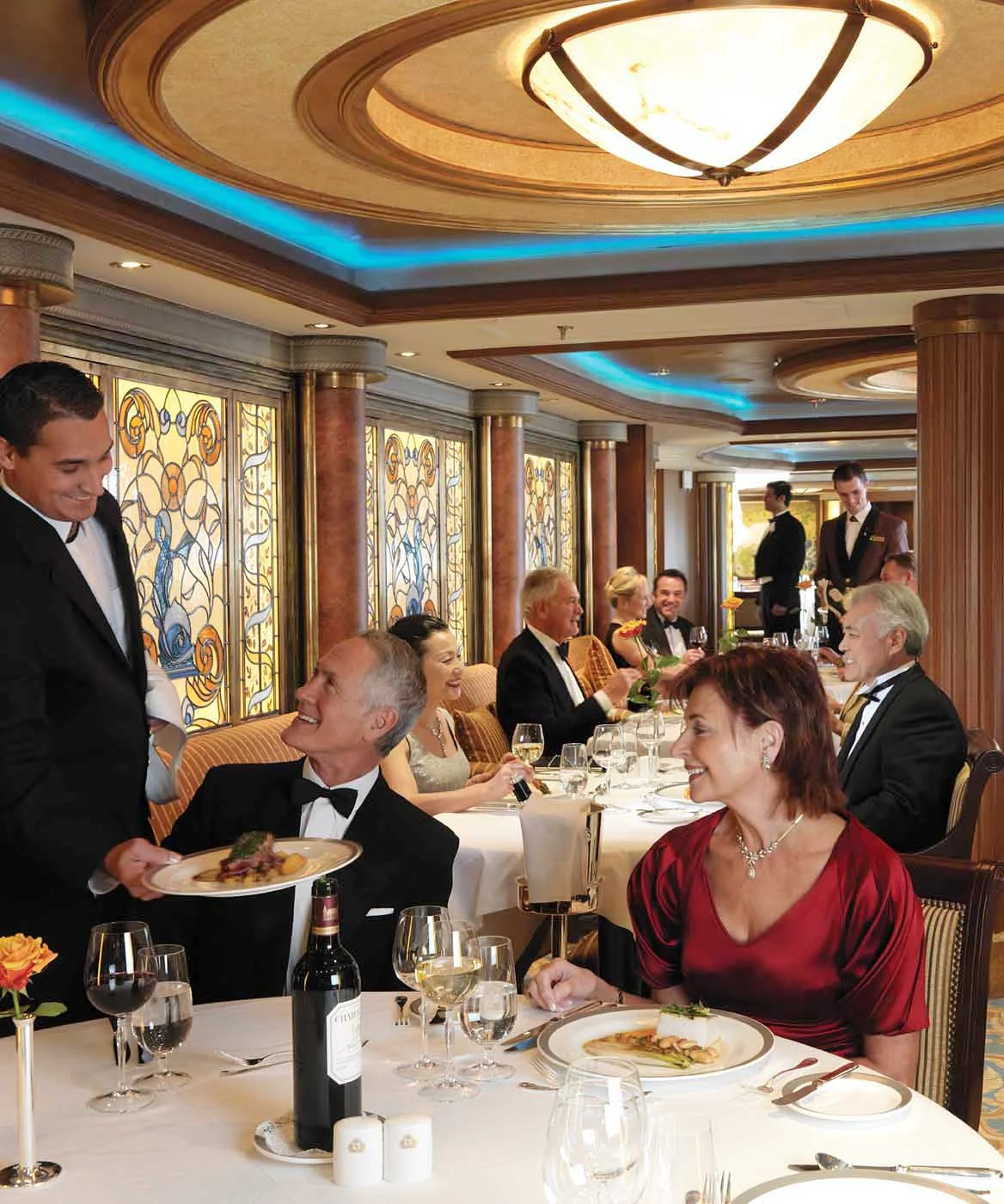 Cunard-Queen-Mary-2-Queens-Grill-Restaurant-3 - The Queens Grill restaurant aboard Queen Mary 2 is renowned for its cuisine. In 2014 Stern's Guide to the Cruise Vacation awarded it 6 out of 6 stars.