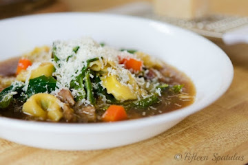 Easy Weeknight Tortellini Soup