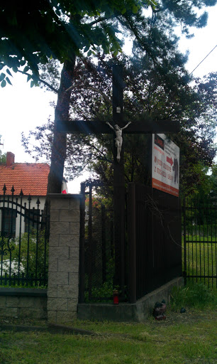Drewniany Brązowy Krzyż przy Ul. Św Rocha