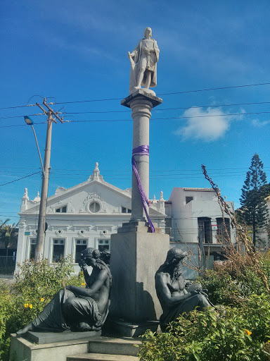 Estátua Cristóvão Colombo