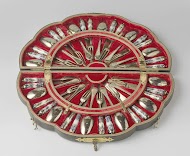 Foedraal met twaalfdelig bestek