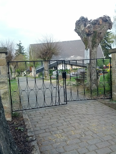 Feilbingert Friedhof Mit Kapelle