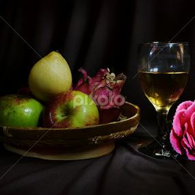 Buah dan Minuman by Gigih Ardiantoro - Food & Drink Fruits & Vegetables