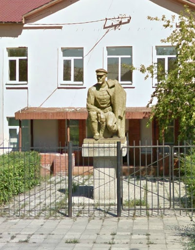Памятник Н.Д. Томину