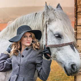 Miss by Iosif Miclaus - People Fashion