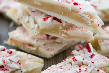 Peppermint Sugar Cookie Dough Bark