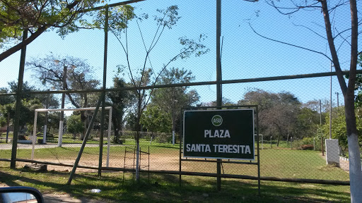 Plaza Santa Teresita