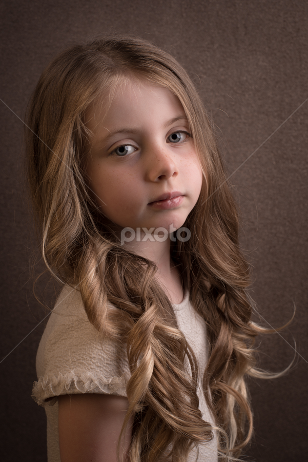 by Milou Krietemeijer-Dirks - Babies & Children Child Portraits