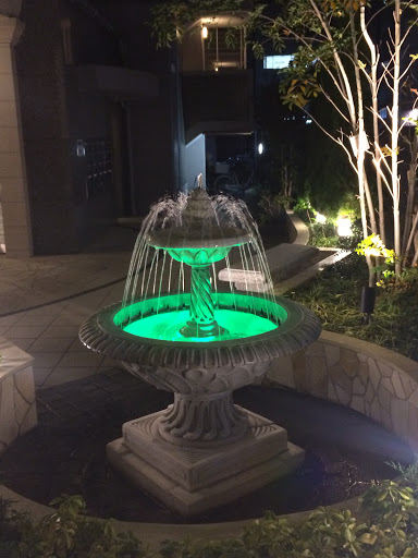 噴水 A Fountain 