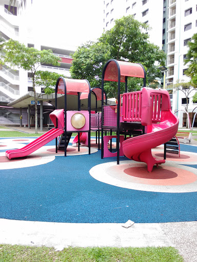 Playground @ 985