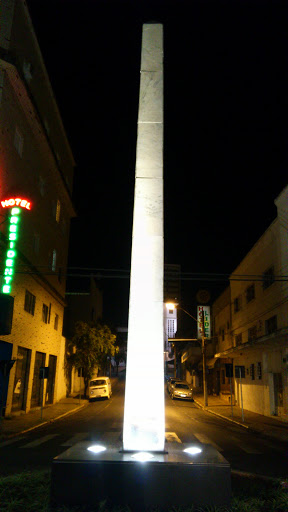 Obelisco Dos Migrantes E Imigrantes