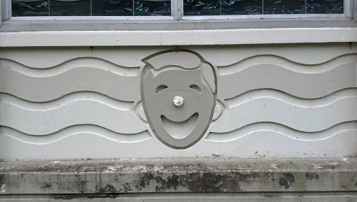 Face on the Wall 
