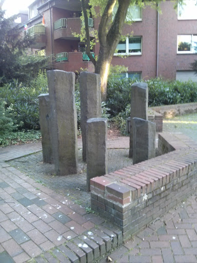 6 Stein Säulen