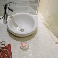 佳佳西市場旅店