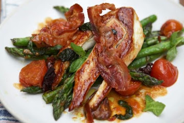 Quick crispy chicken with tomatoes &amp; asparagus